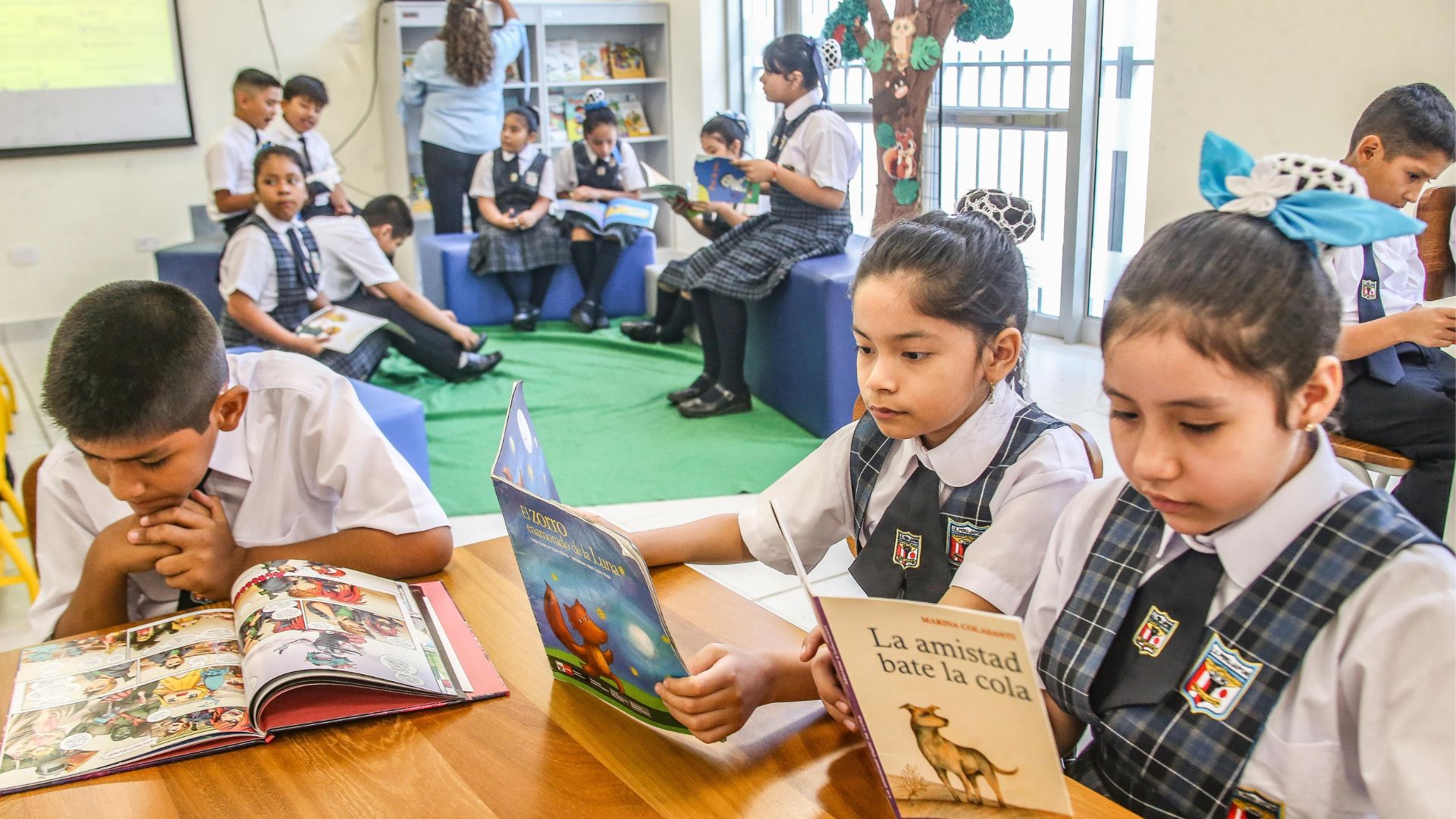 Perú demuestra sus avances en aprendizajes con la participación de 9,000 escolares en PISA 2025